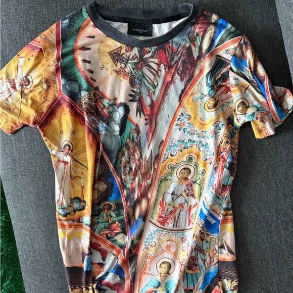 Givenchy Tee - Picture 2 of 4